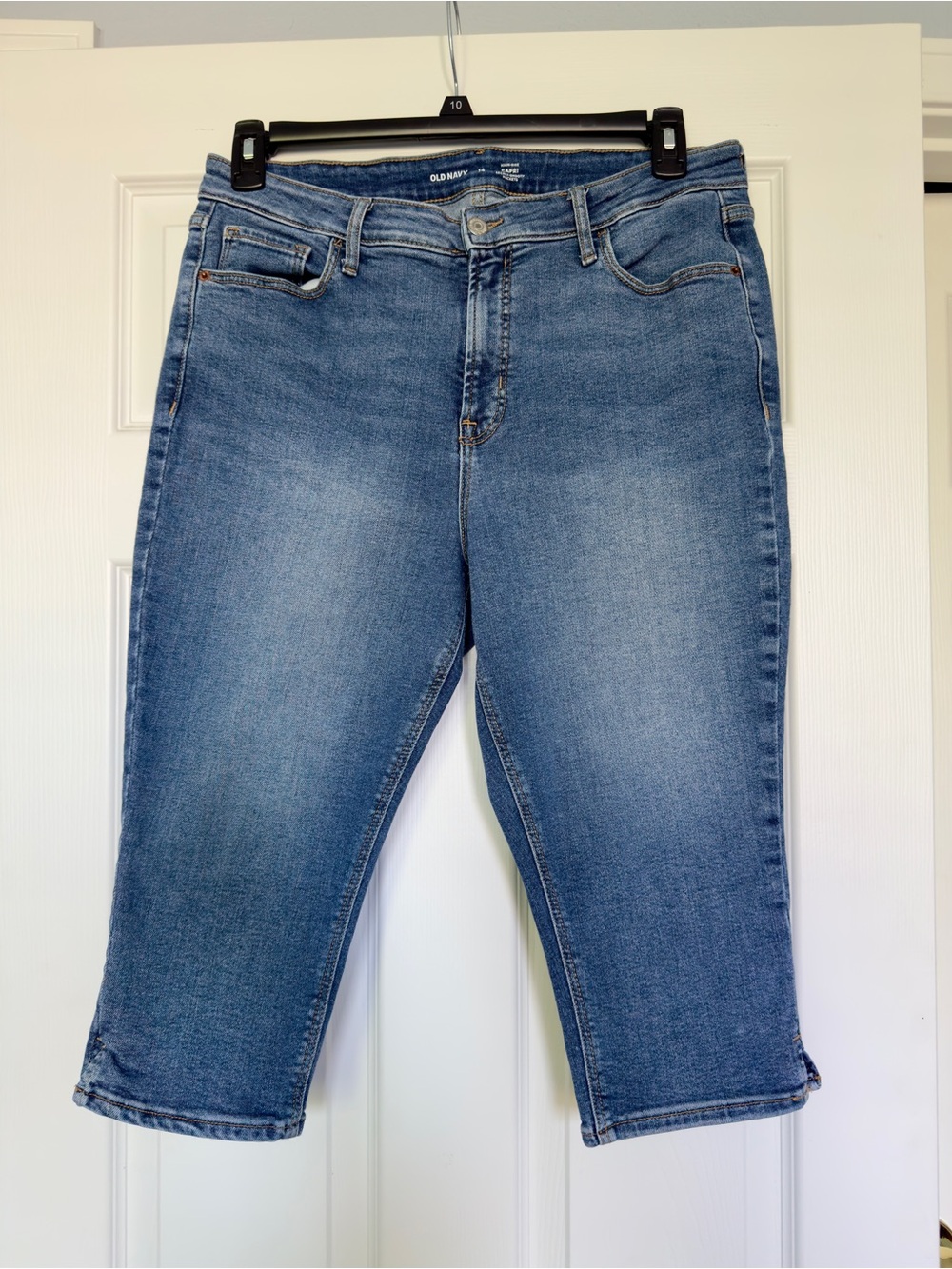 Old Navy Women's Blue Denim Cropped Jeans